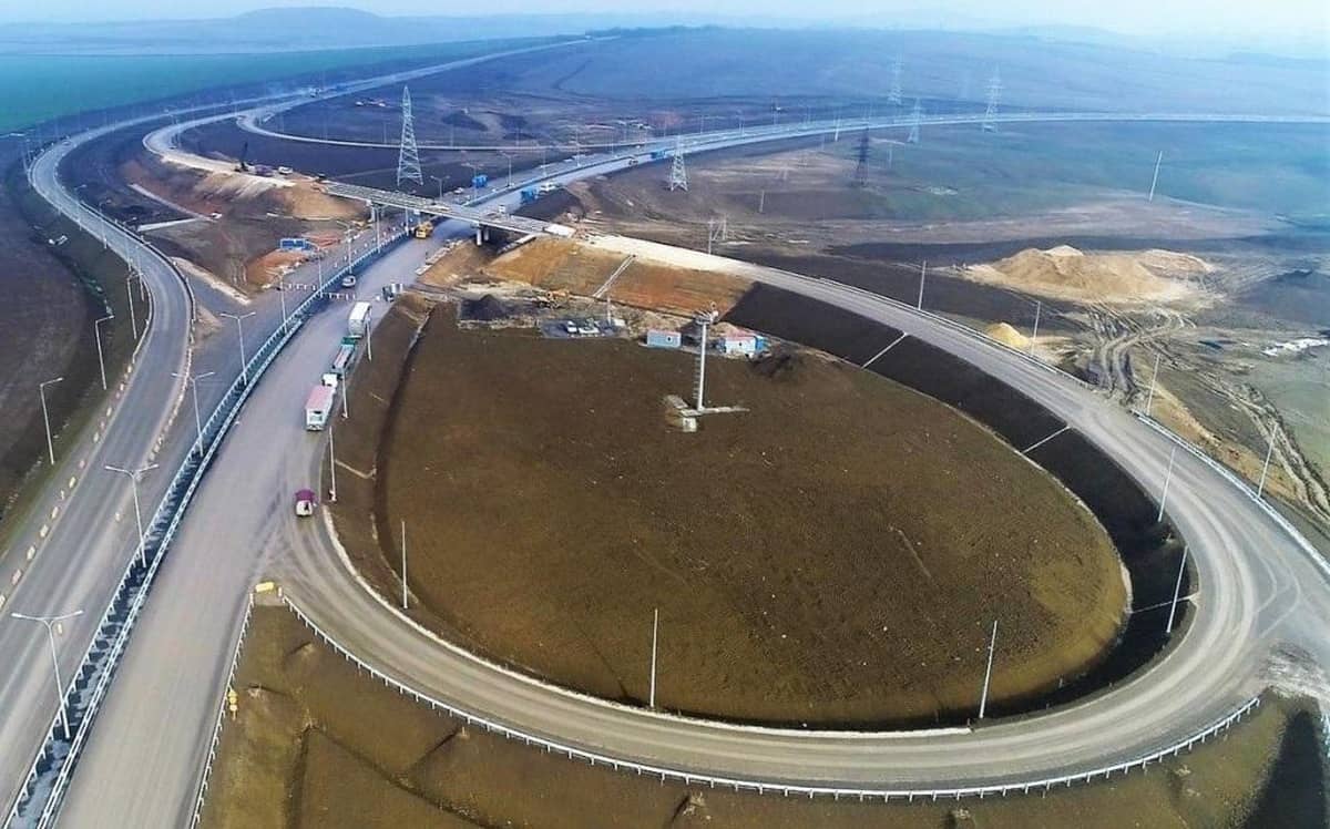 Строительство автомобильной дороги - переход к Крымскому мосту